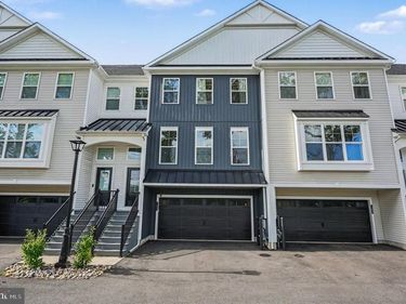 4446 SKIPPACK PIKE, Unit 106, SCHWENKSVILLE, PA 19473