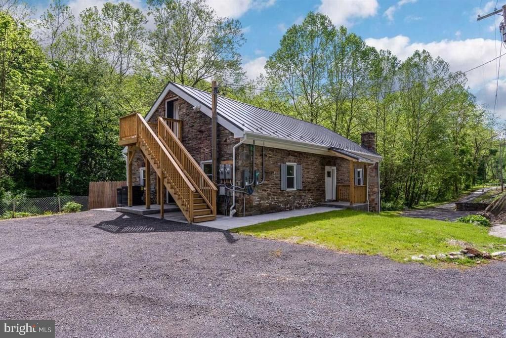 15213 FALLS ROAD, BUTLER, MD 21023
