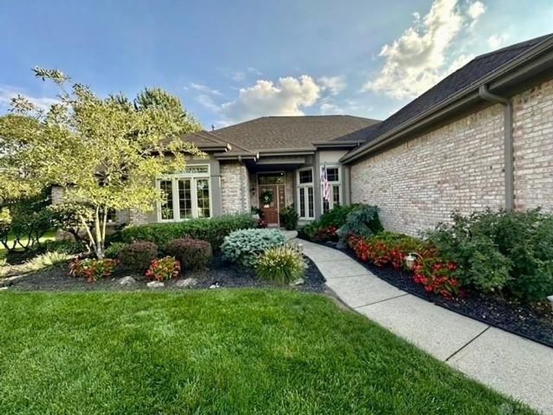 2273 Hunters Ridge Boulevard, Beavercreek, OH 45434 Photo 2