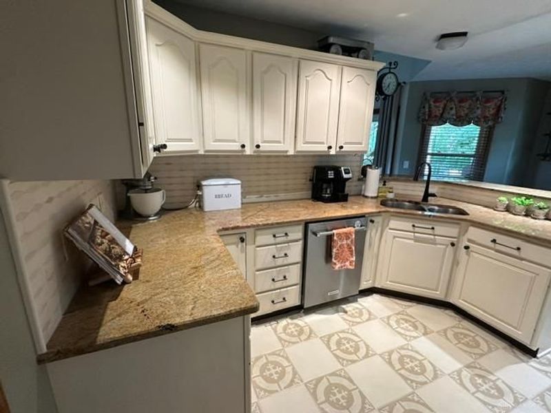 2273 Hunters Ridge Boulevard, Beavercreek, OH 45434 Photo 5