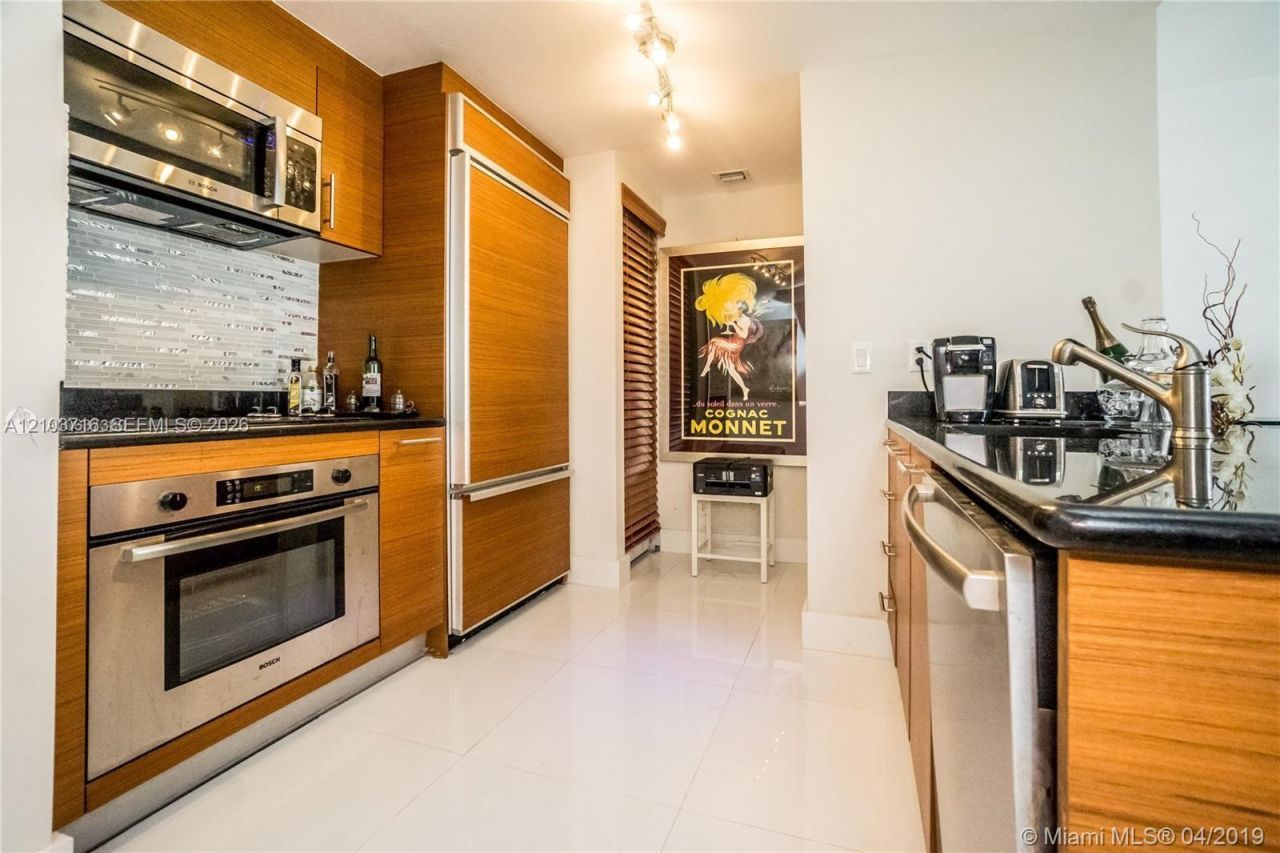 50 Biscayne Blvd , Unit 1807, Miami, FL 33132 Photo