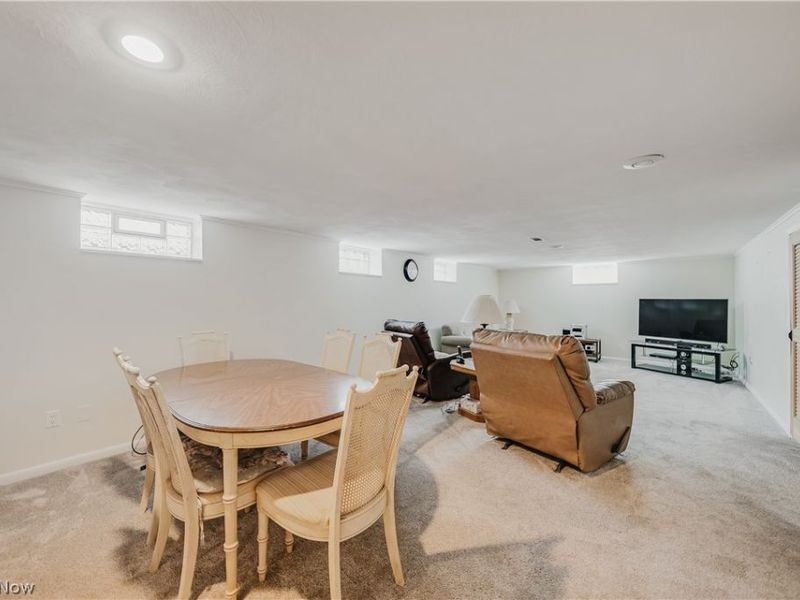 7435 Nethersole Drive, Middleburg Heights, OH 44130 Photo 21