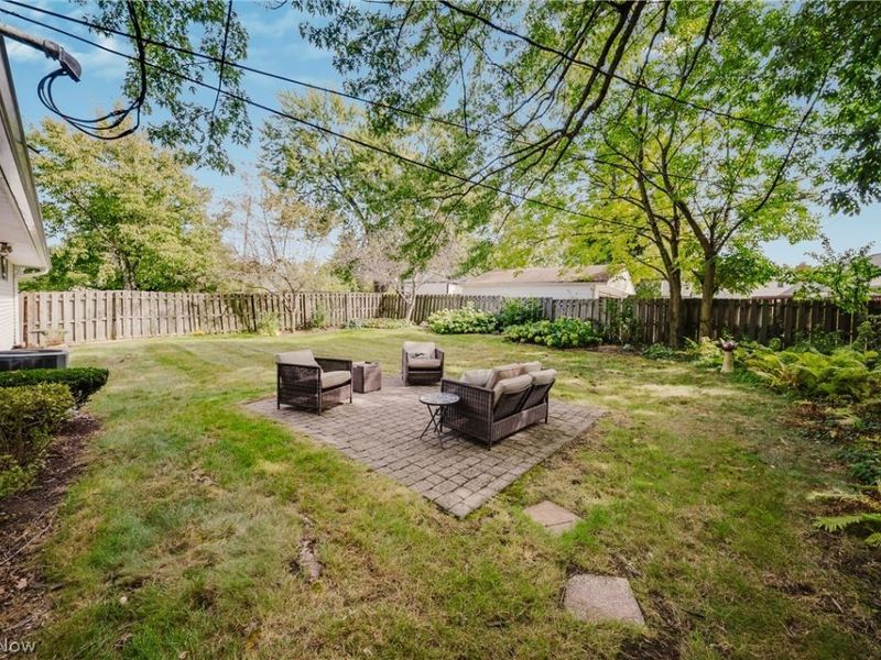 7435 Nethersole Drive, Middleburg Heights, OH 44130 Photo 34