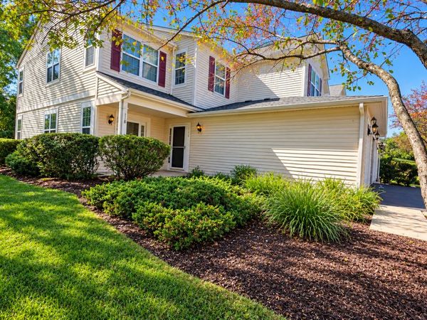 1216 N Brookdale Drive , Unit 1216, Carpentersville, IL 60110