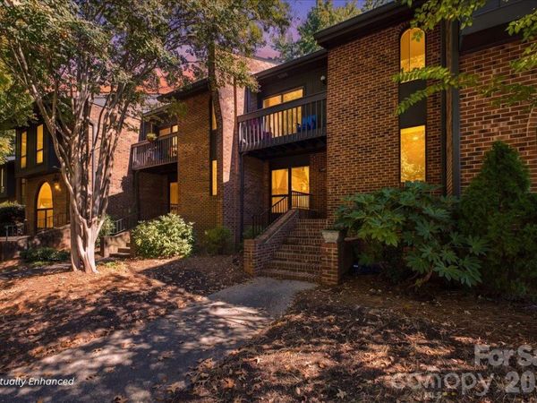 5805 Sharon Road, Unit E, Charlotte, NC 28210
