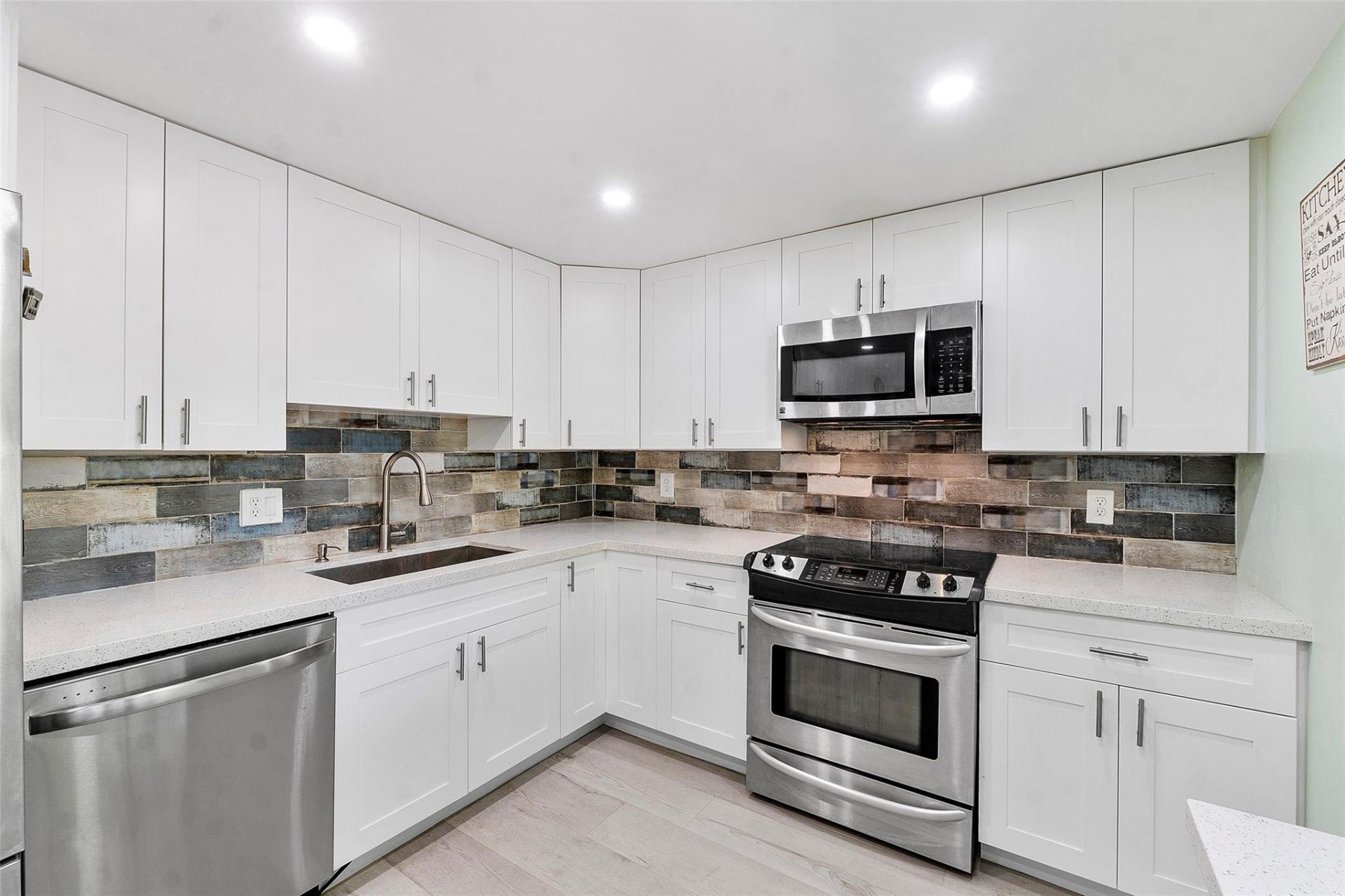 4261 W Palm Aire Drive, Unit 203, Pompano Beach, FL 33069 Photo