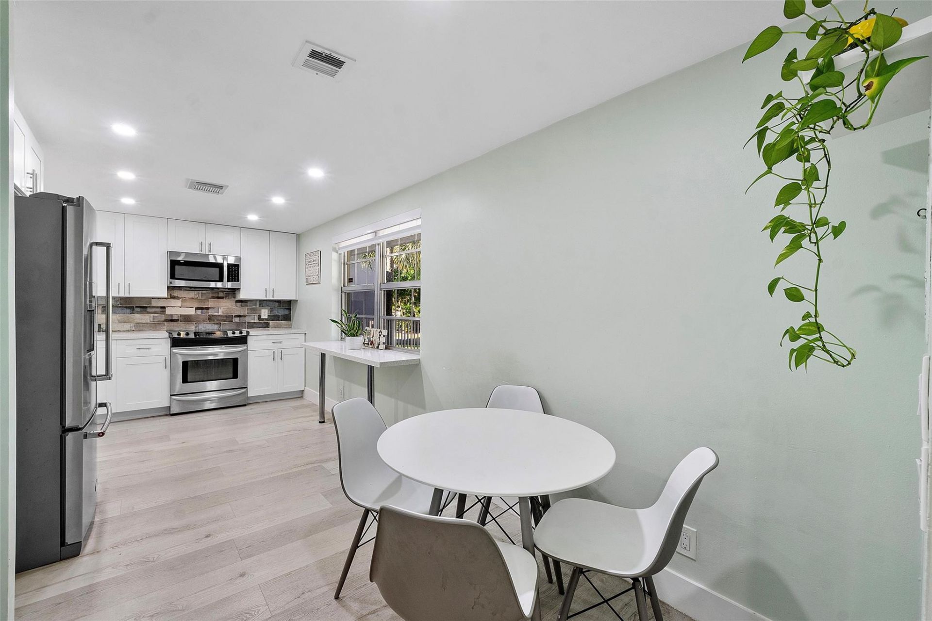 4261 W Palm Aire Drive, Unit 203, Pompano Beach, FL 33069 Photo
