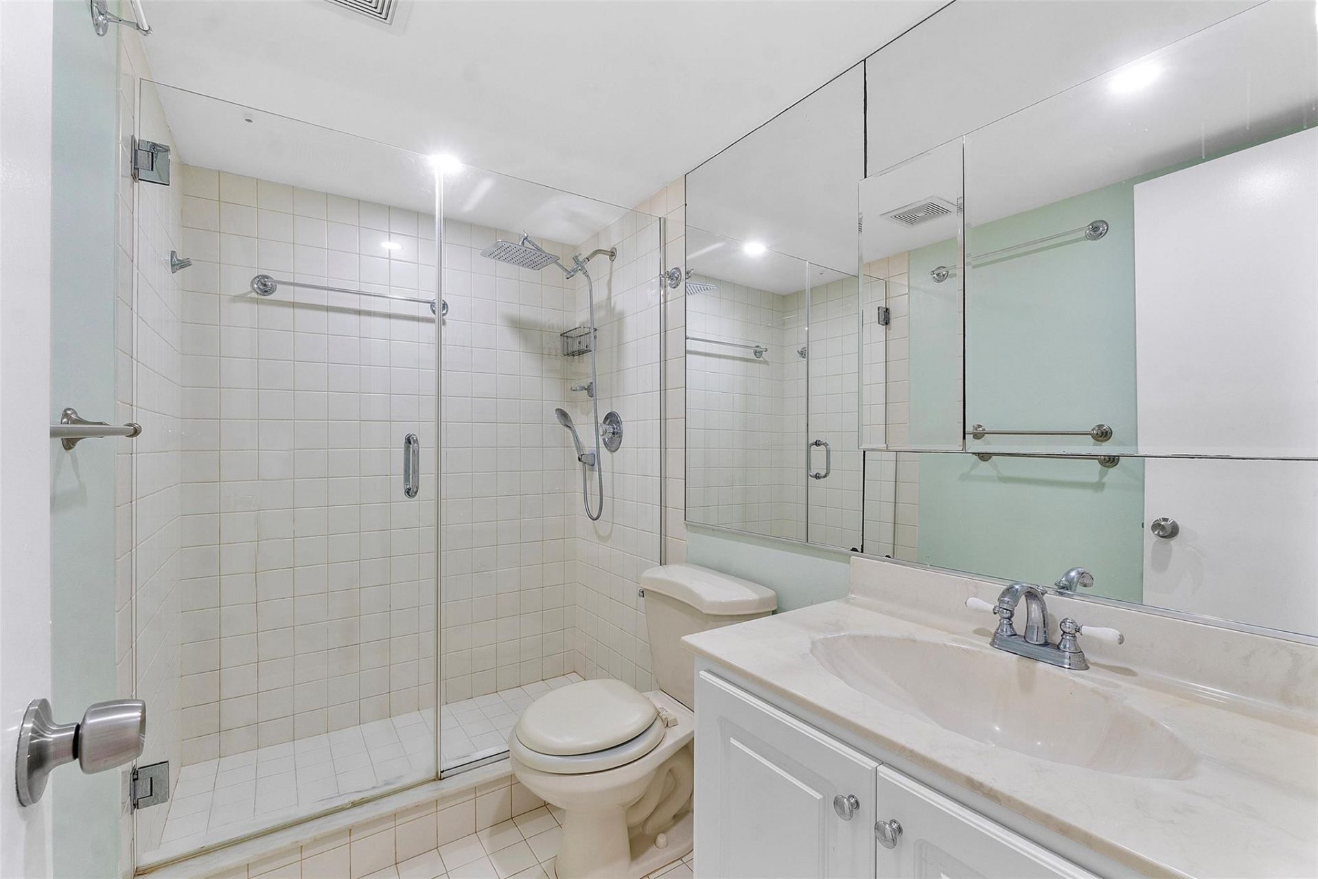 4261 W Palm Aire Drive, Unit 203, Pompano Beach, FL 33069 Photo