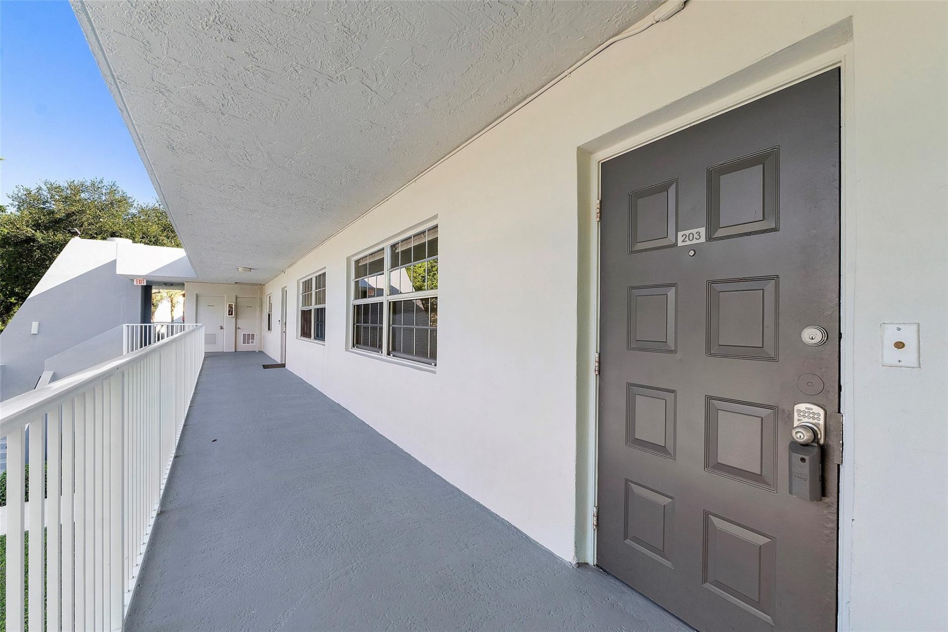 4261 W Palm Aire Drive, Unit 203, Pompano Beach, FL 33069 Photo