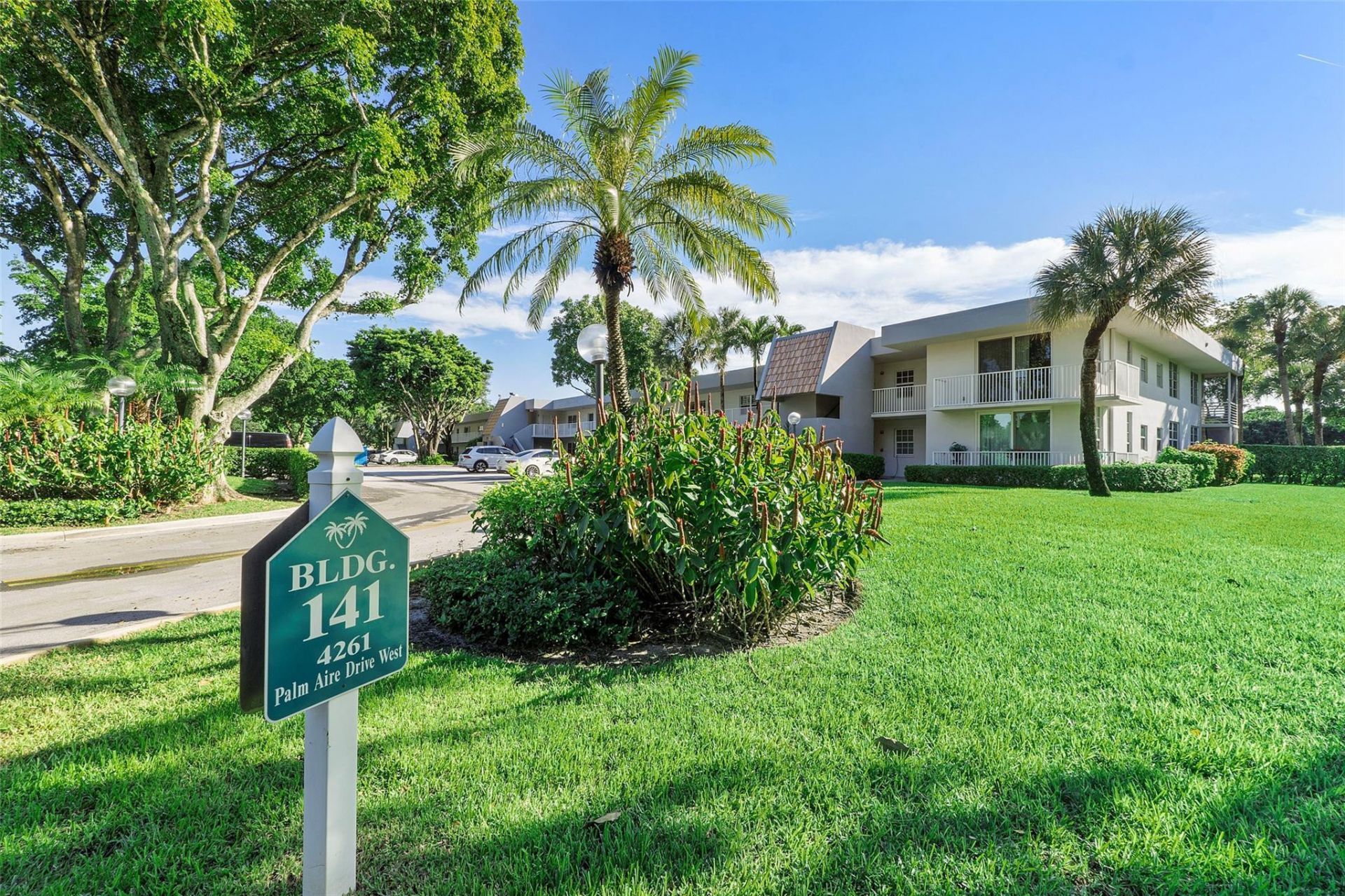 4261 W Palm Aire Drive, Unit 203, Pompano Beach, FL 33069 Photo