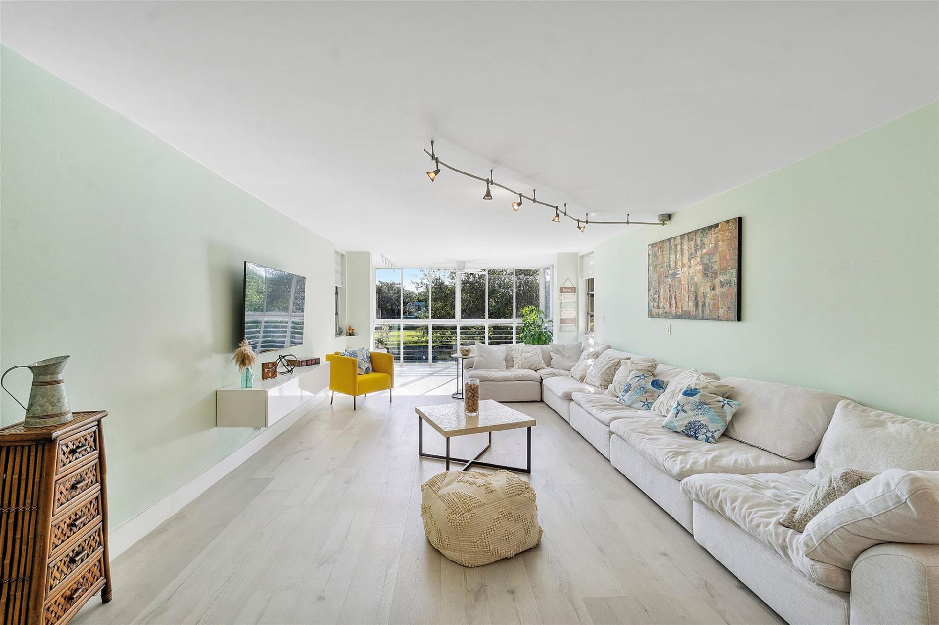 4261 W Palm Aire Drive, Unit 203, Pompano Beach, FL 33069 Photo