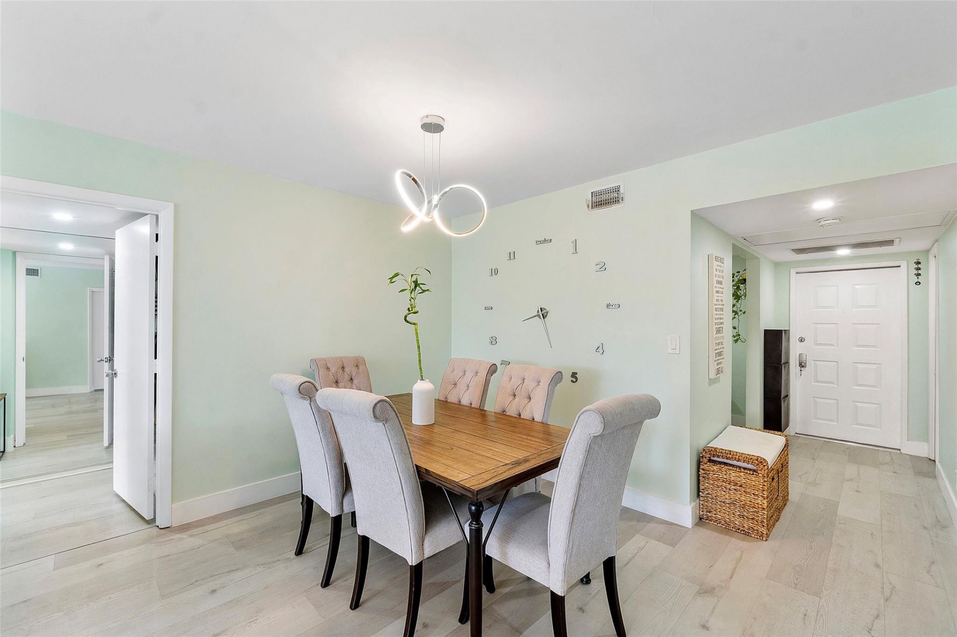 4261 W Palm Aire Drive, Unit 203, Pompano Beach, FL 33069 Photo
