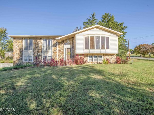 104 Scenic View Drive, Corryton, TN 37721