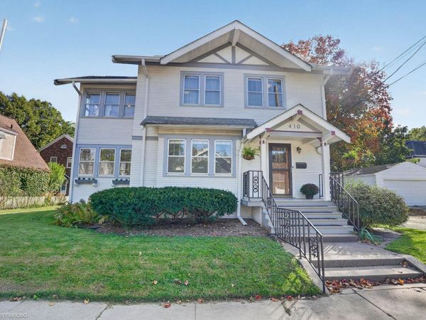 410 W 6th Street, Cedar Falls, IA 50613