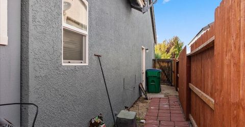 10170 Buckeye Court, Reno, NV 89521 Photo