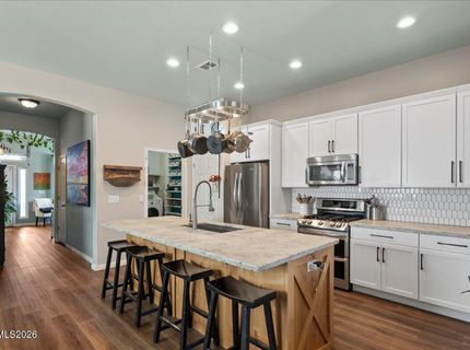 10170 Buckeye Court, Reno, NV 89521 Photo