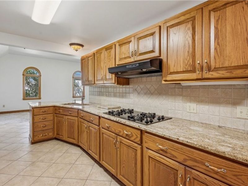 668 Hazelton Street, Masury, OH 44438 Photo 18