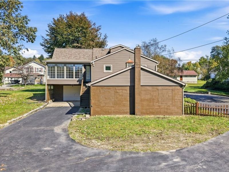 668 Hazelton Street, Masury, OH 44438 Photo 4