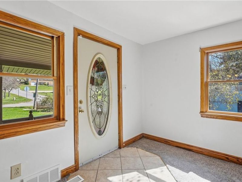 668 Hazelton Street, Masury, OH 44438 Photo 7