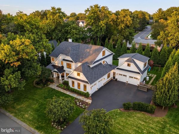 402 MASHIE DRIVE SE, VIENNA, VA 22180
