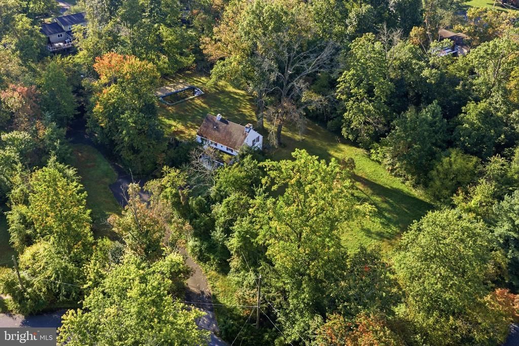 152 GWYNEDD MANOR ROAD , NORTH WALES, PA 19454