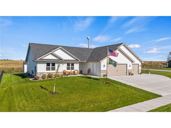 1895 Otter Way, New Richmond, WI 54017