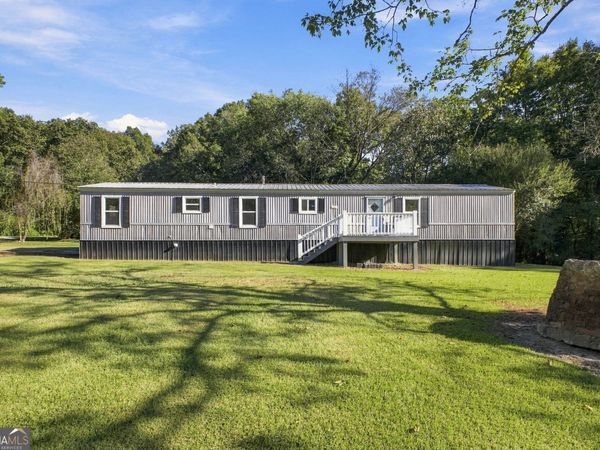 160 Mountain View Road, Trion, GA 30753