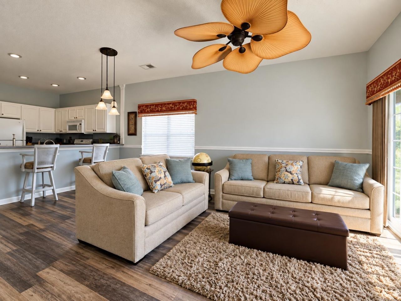 2490 Coastline Ct. Photo 12