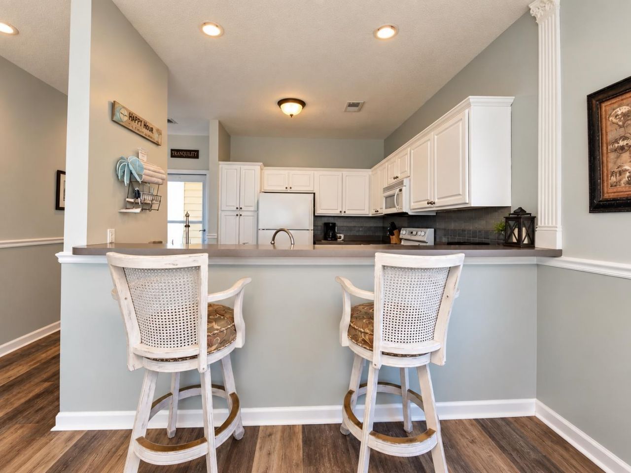 2490 Coastline Ct. Photo 8