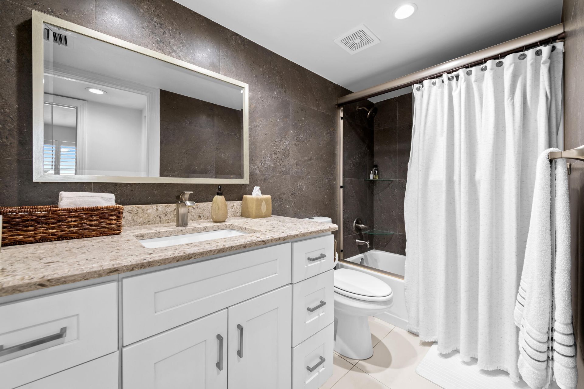7361 Granville Drive, Unit 303, Tamarac, FL 33321 Photo
