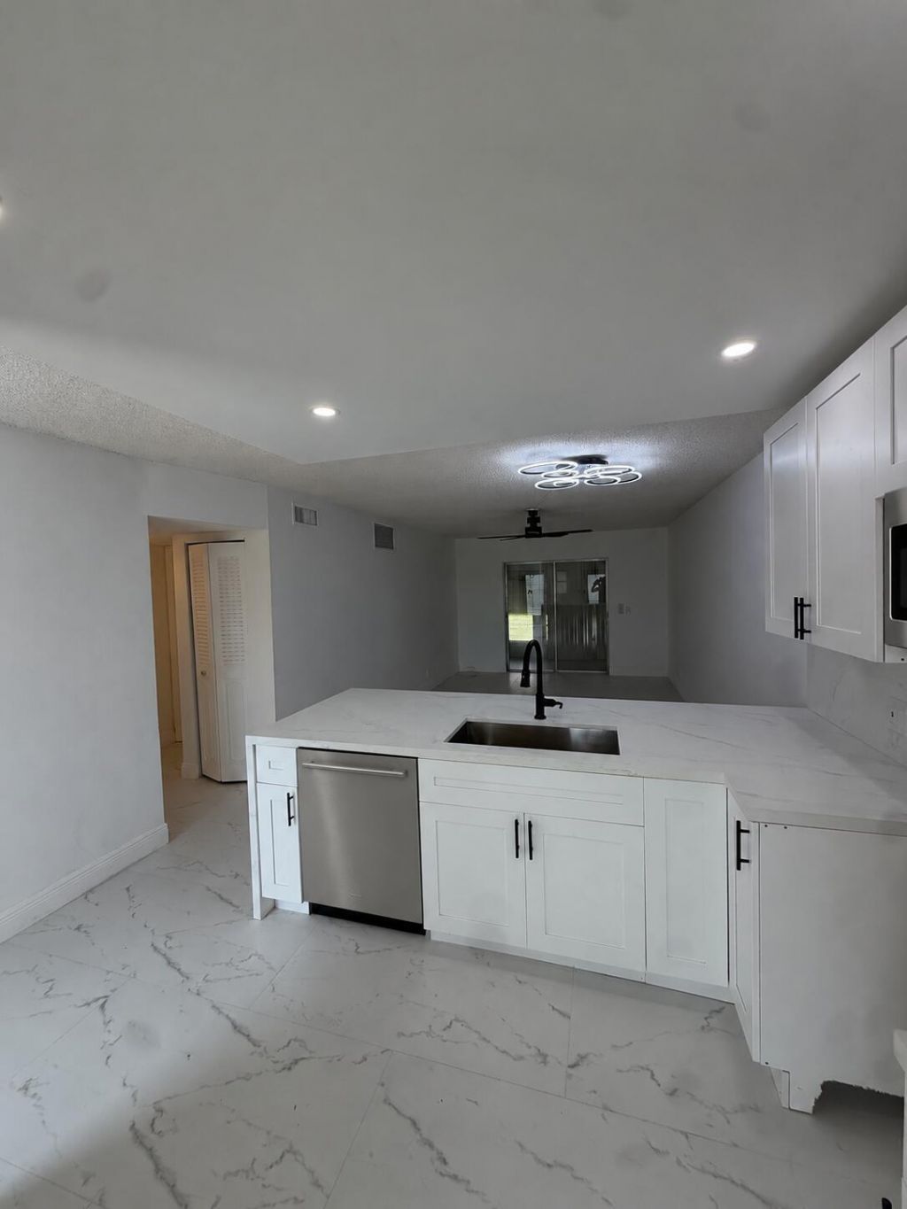 2161 NE 1st Court, Unit 105, Boynton Beach, FL 33435 Photo