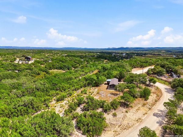 333 SPANISH OAK DR, Bandera, TX 78003