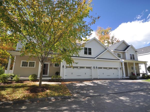 27 Stonebrook Court, Unit 27, Southborough, MA 01772