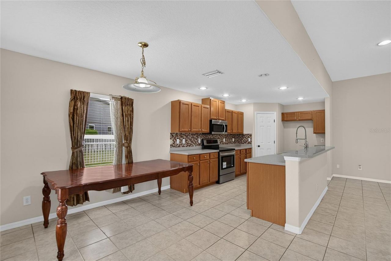 6129 41st Street Street E, Bradenton, FL 34203 Photo
