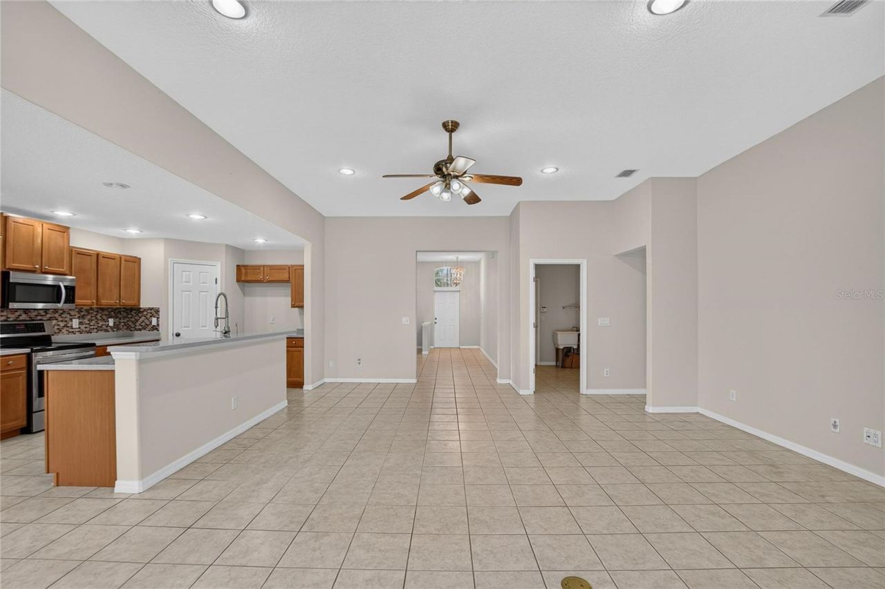 6129 41st Street Street E, Bradenton, FL 34203 Photo