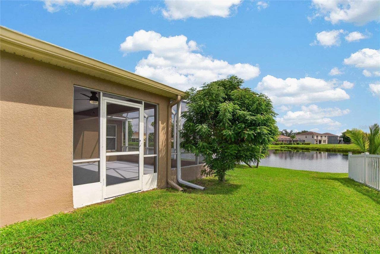 6129 41st Street Street E, Bradenton, FL 34203 Photo