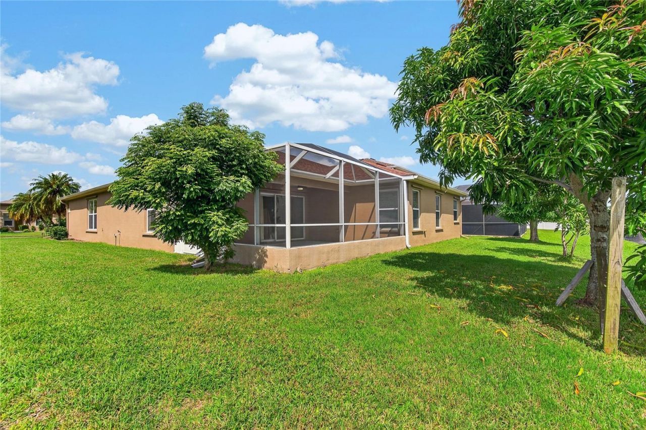 6129 41st Street Street E, Bradenton, FL 34203 Photo