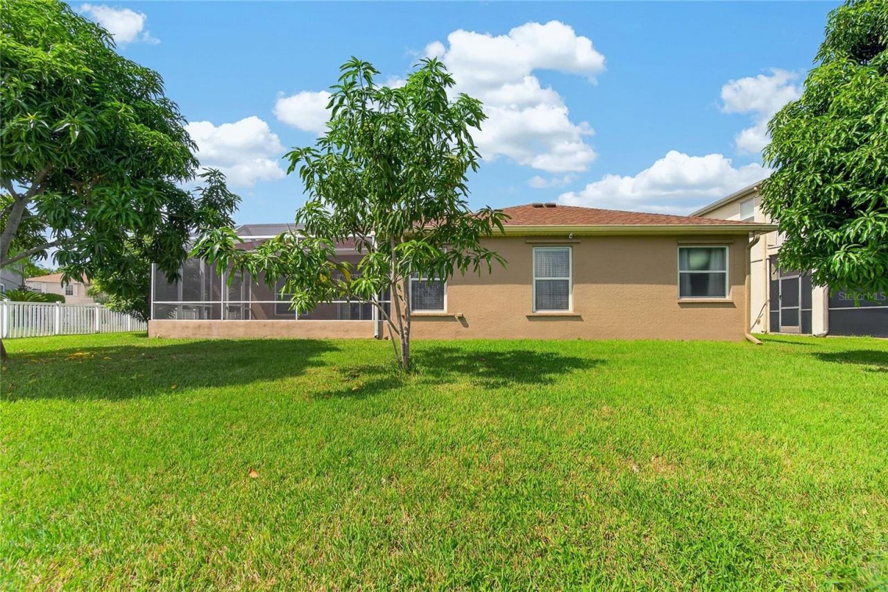 6129 41st Street Street E, Bradenton, FL 34203 Photo