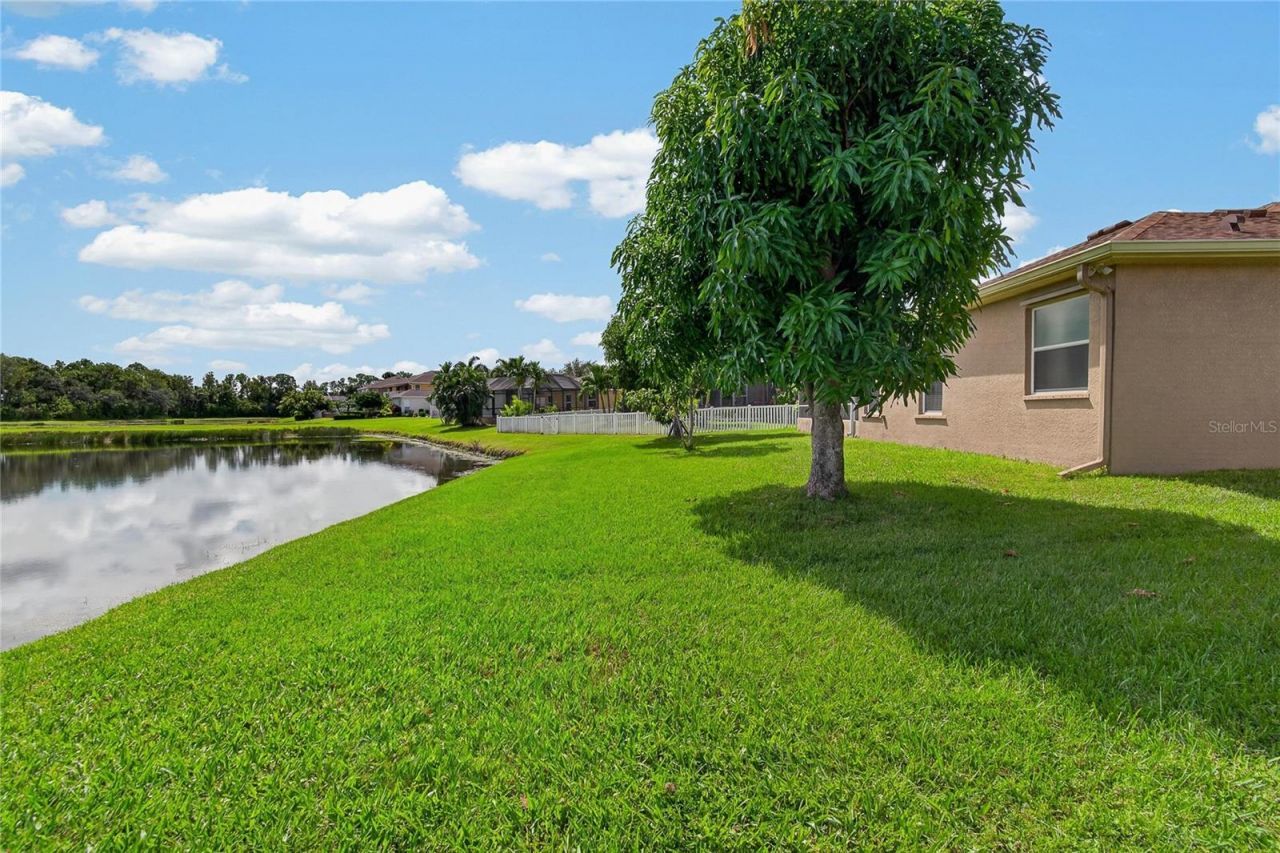 6129 41st Street Street E, Bradenton, FL 34203 Photo