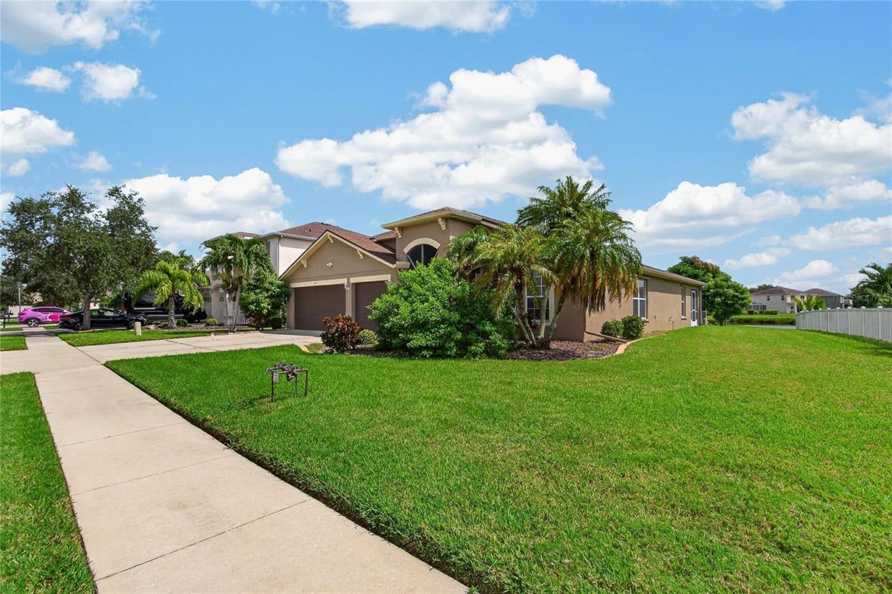 6129 41st Street Street E, Bradenton, FL 34203 Photo