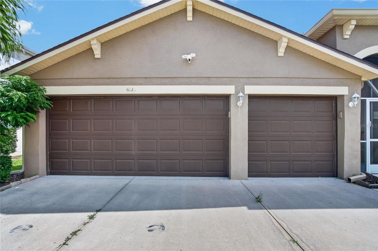 6129 41st Street Street E, Bradenton, FL 34203 Photo