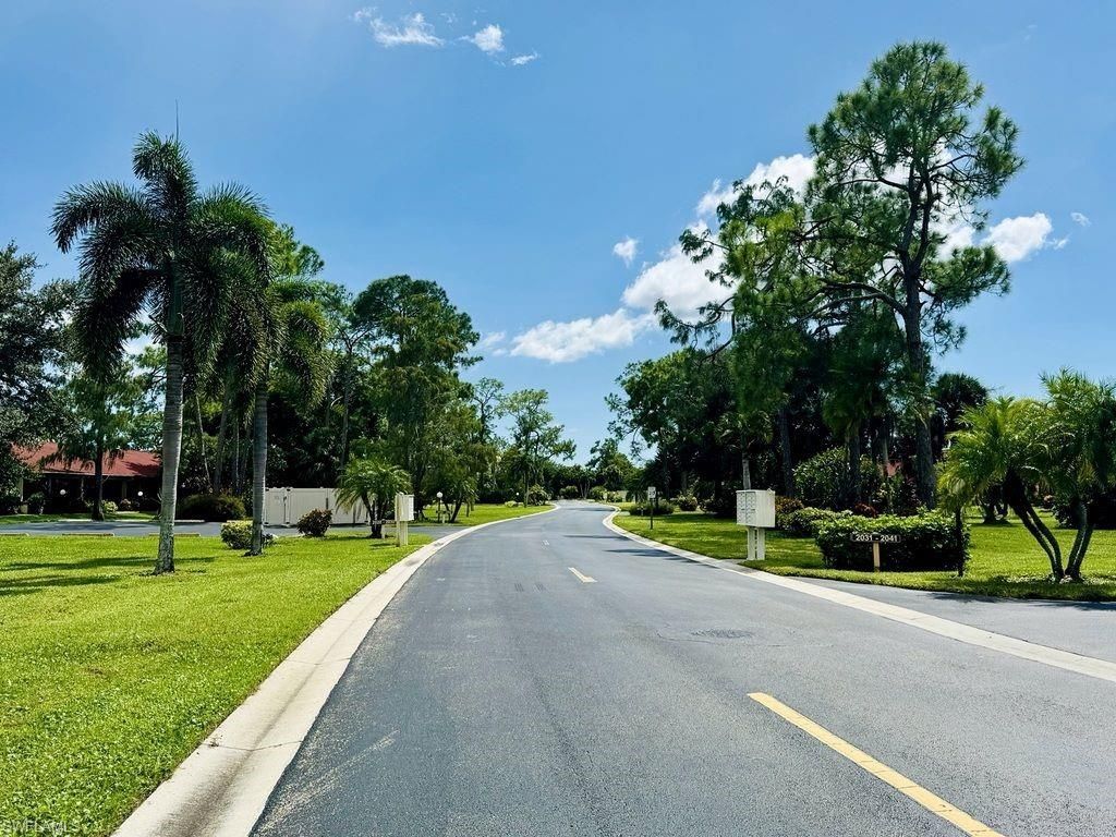 2037 Pine Isle Ln , Unit 2037, Naples, FL 34112 Photo