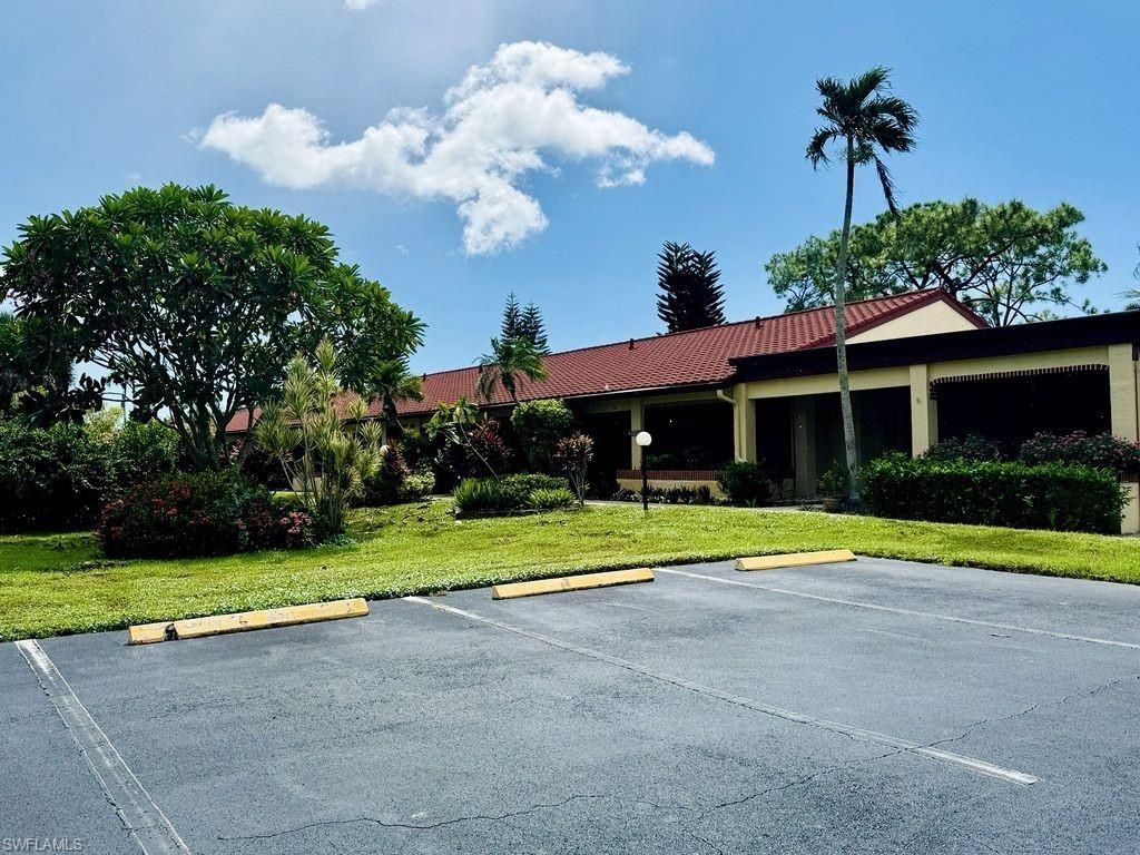 2037 Pine Isle Ln , Unit 2037, Naples, FL 34112 Photo
