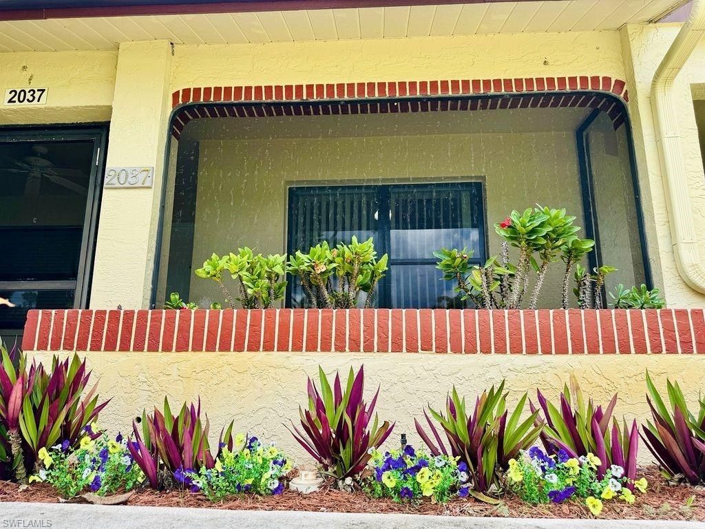 2037 Pine Isle Ln , Unit 2037, Naples, FL 34112 Photo