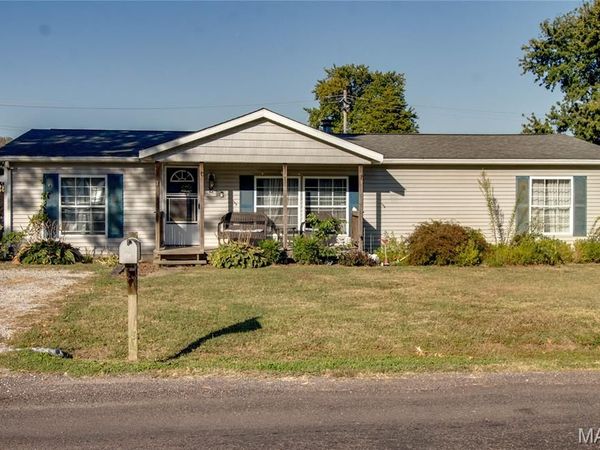 111 Southard Place, South Roxana, IL 62087