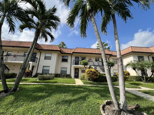 7281 Golf Colony Court, Unit 203, Lake Worth, FL 33467