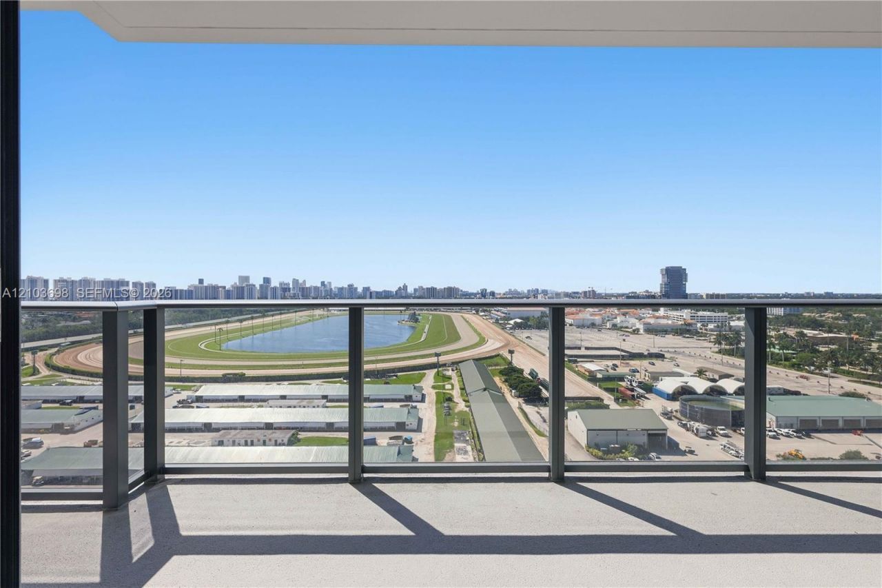 1170 E Hallandale Beach Blvd, Unit 1612, Hallandale Beach, FL 33009 Photo