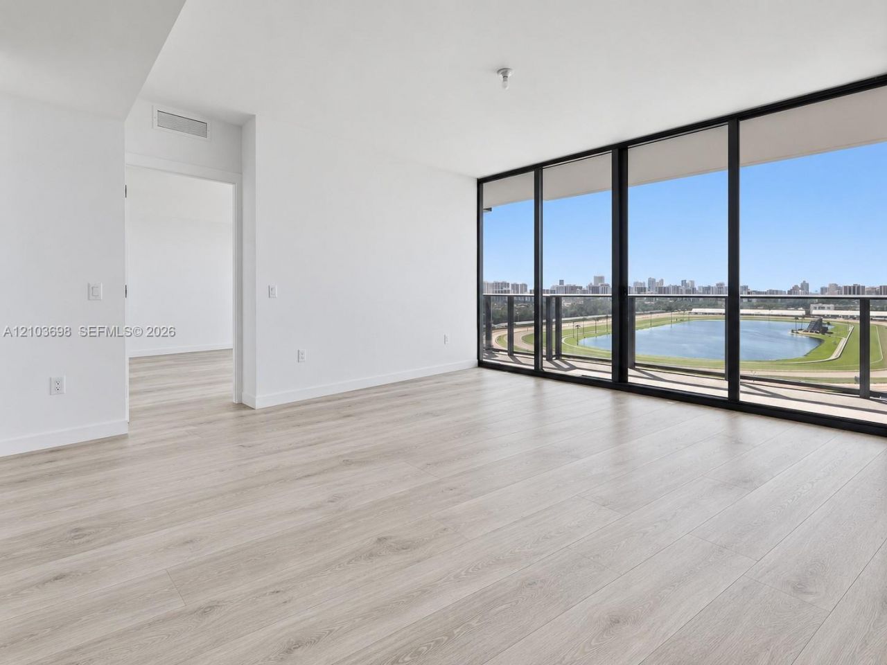 1170 E Hallandale Beach Blvd, Unit 1612, Hallandale Beach, FL 33009 Photo