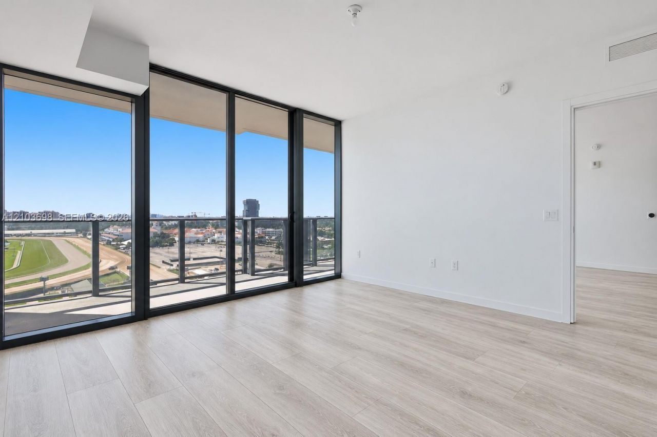 1170 E Hallandale Beach Blvd, Unit 1612, Hallandale Beach, FL 33009 Photo