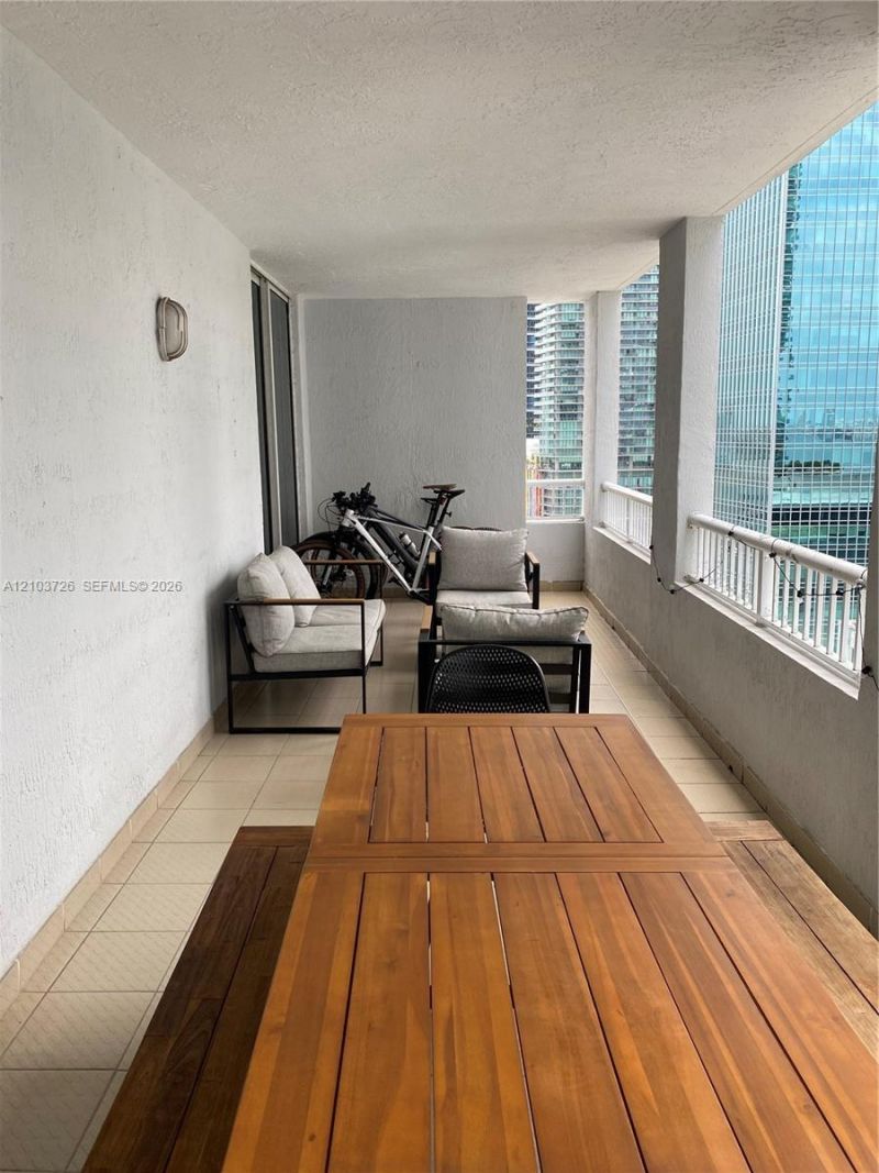 170 SE 14th St, Unit 1908, Miami, FL 33131 Photo